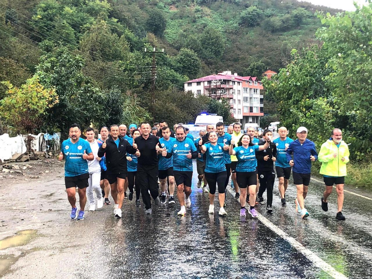 İLÇEMİZ SAĞLIK İÇİN KOŞTU İLÇEMİZ SAĞLIK İÇİN KOŞTU